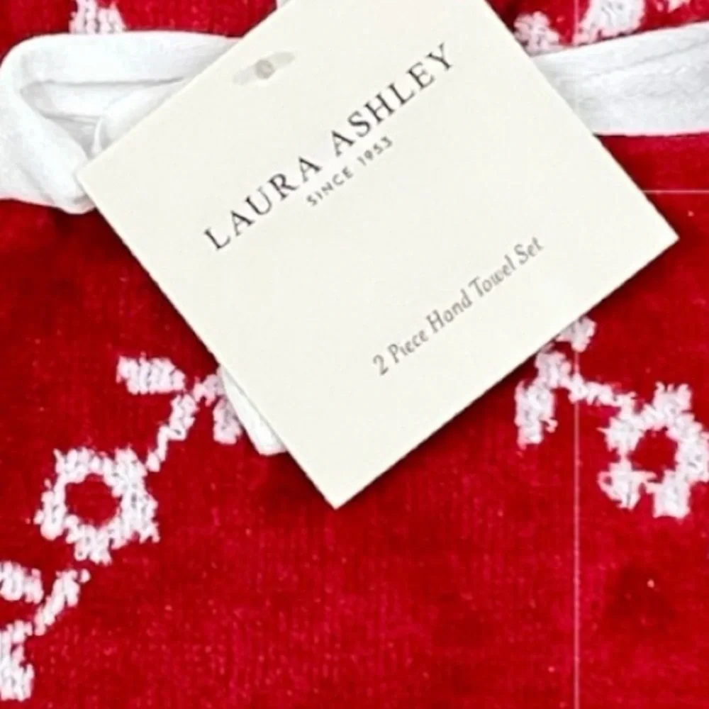 Laura Ashley - ‘Holiday Bows’ hand towels (2). NWT. *Last One!